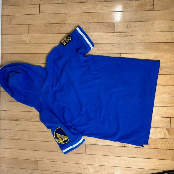 Golden State Warriors NBA Short Sleeve Hoodie Top Shirt Size Small - Picture 6 of 9